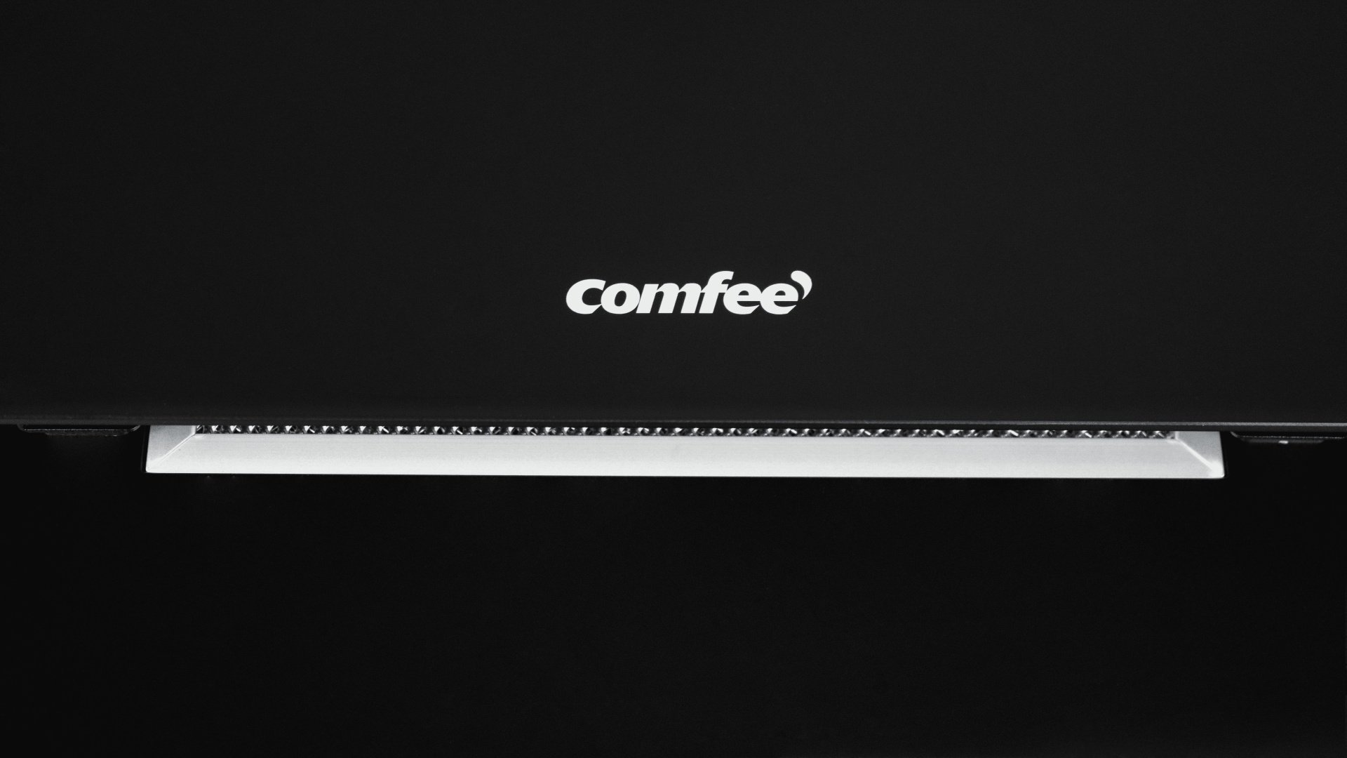 Вытяжка Comfee CHA607 GB черный купить,0