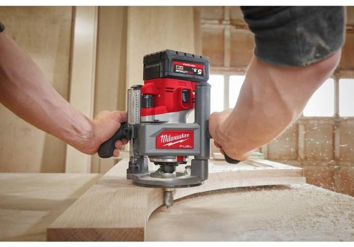 Фрезер вертикальный Milwaukee M18 FR12-0X 4933493304 купить,NaN