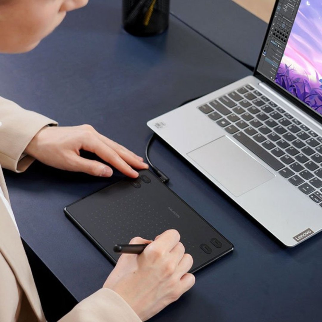 Графический планшет HUION RTE-100 черный - ForteMarket Графический планшет HUION RTE-100 черный купить,0