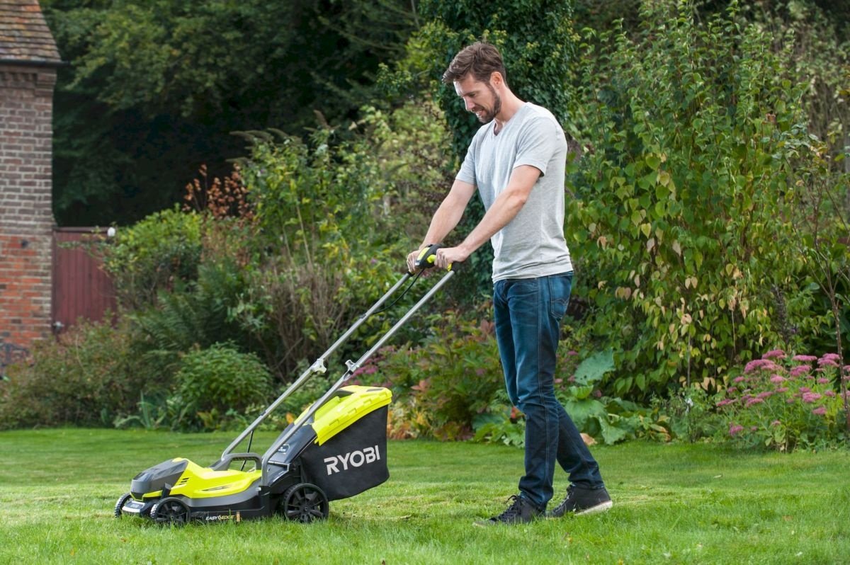 Газонокосилка колесная аккумуляторная RYOBI OLM1833B 5133004305 купить,0