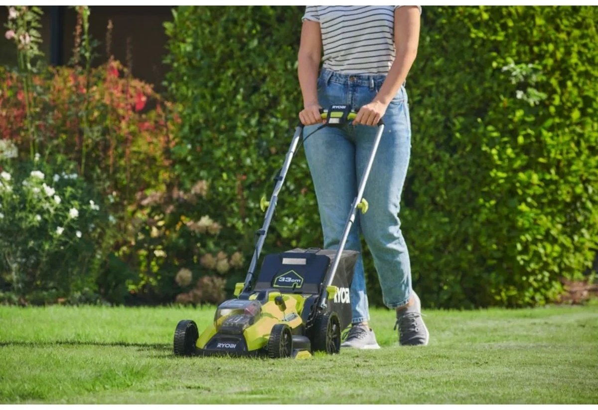 Газонокосилка колесная аккумуляторная RYOBI RY18LMX33A-0 5133006286 - ForteMarket Газонокосилка колесная аккумуляторная RYOBI RY18LMX33A-0 5133006286 купить,0