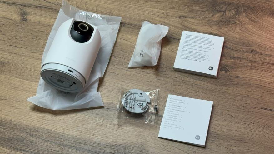 Камера видеонаблюдения поворотная Xiaomi Smart Camera C500 Pro белый купить,NaN