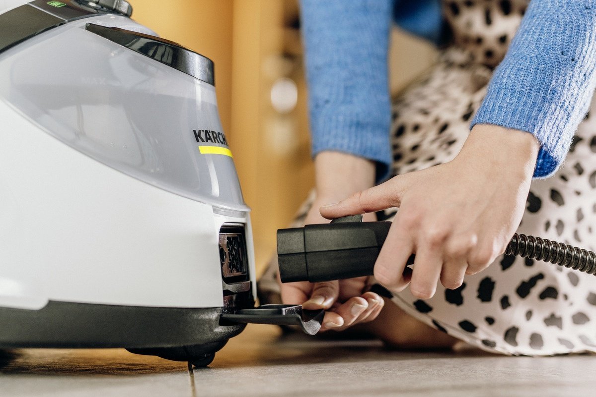 Пароочиститель Karcher SC 5 EasyFix IRON 1.512-661.0 белый - ForteMarket Пароочиститель Karcher SC 5 EasyFix IRON 1.512-661.0 белый купить,0