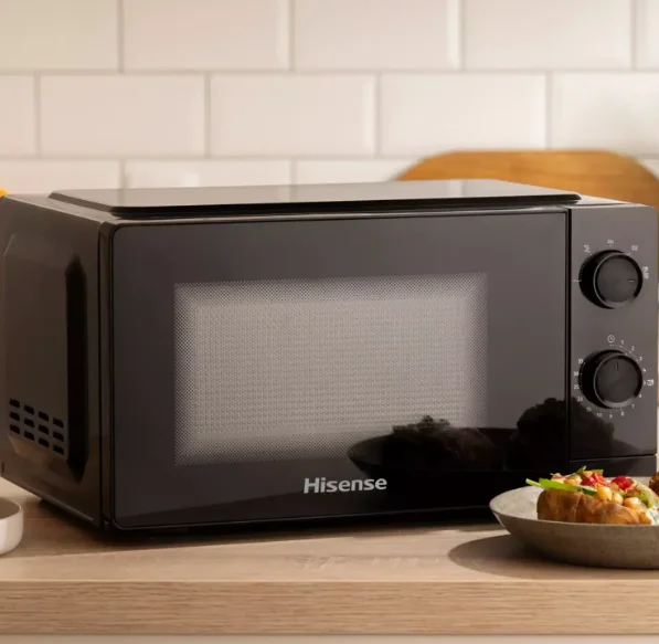 Микроволновая печь Hisense H20MOBP15 черная