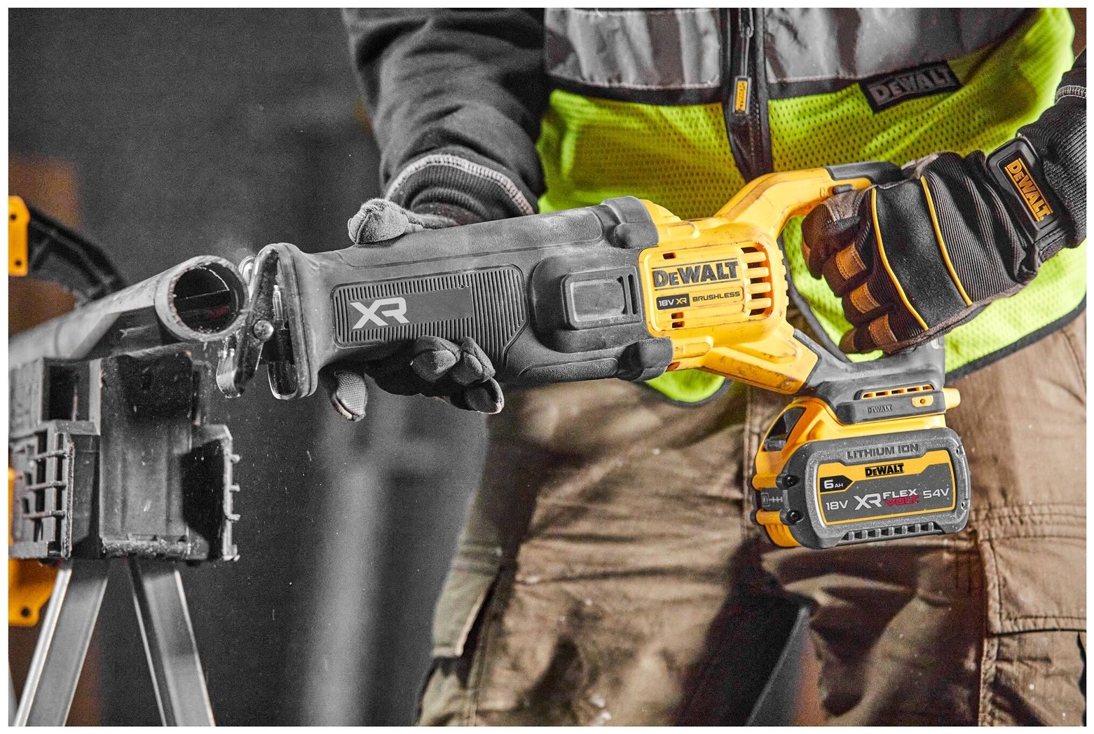 Сабельная пила DeWALT DCS386NT-XJ - ForteMarket Сабельная пила DeWALT DCS386NT-XJ купить,0