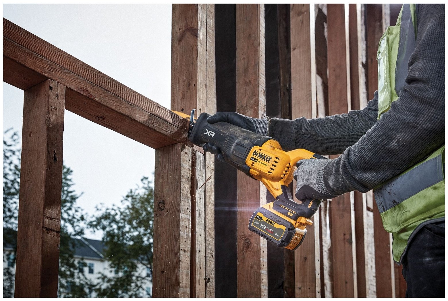 Сабельная пила DeWALT DCS386NT-XJ - ForteMarket Сабельная пила DeWALT DCS386NT-XJ купить,0