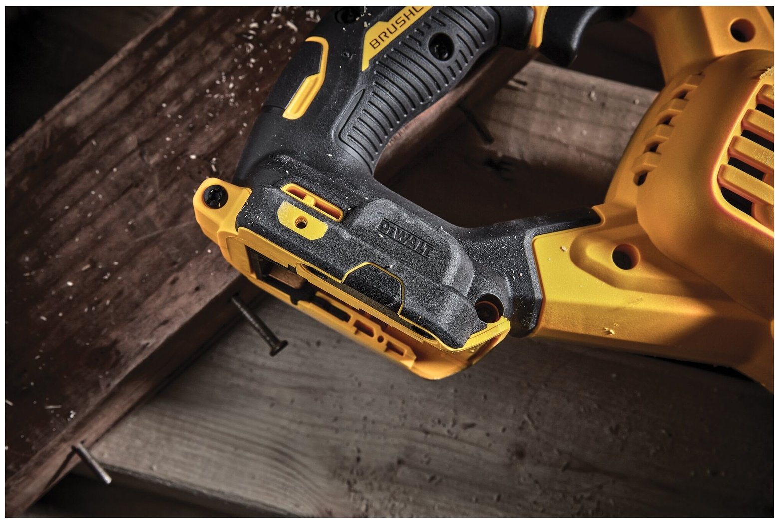 Сабельная пила DeWALT DCS386NT-XJ - ForteMarket Сабельная пила DeWALT DCS386NT-XJ купить,0