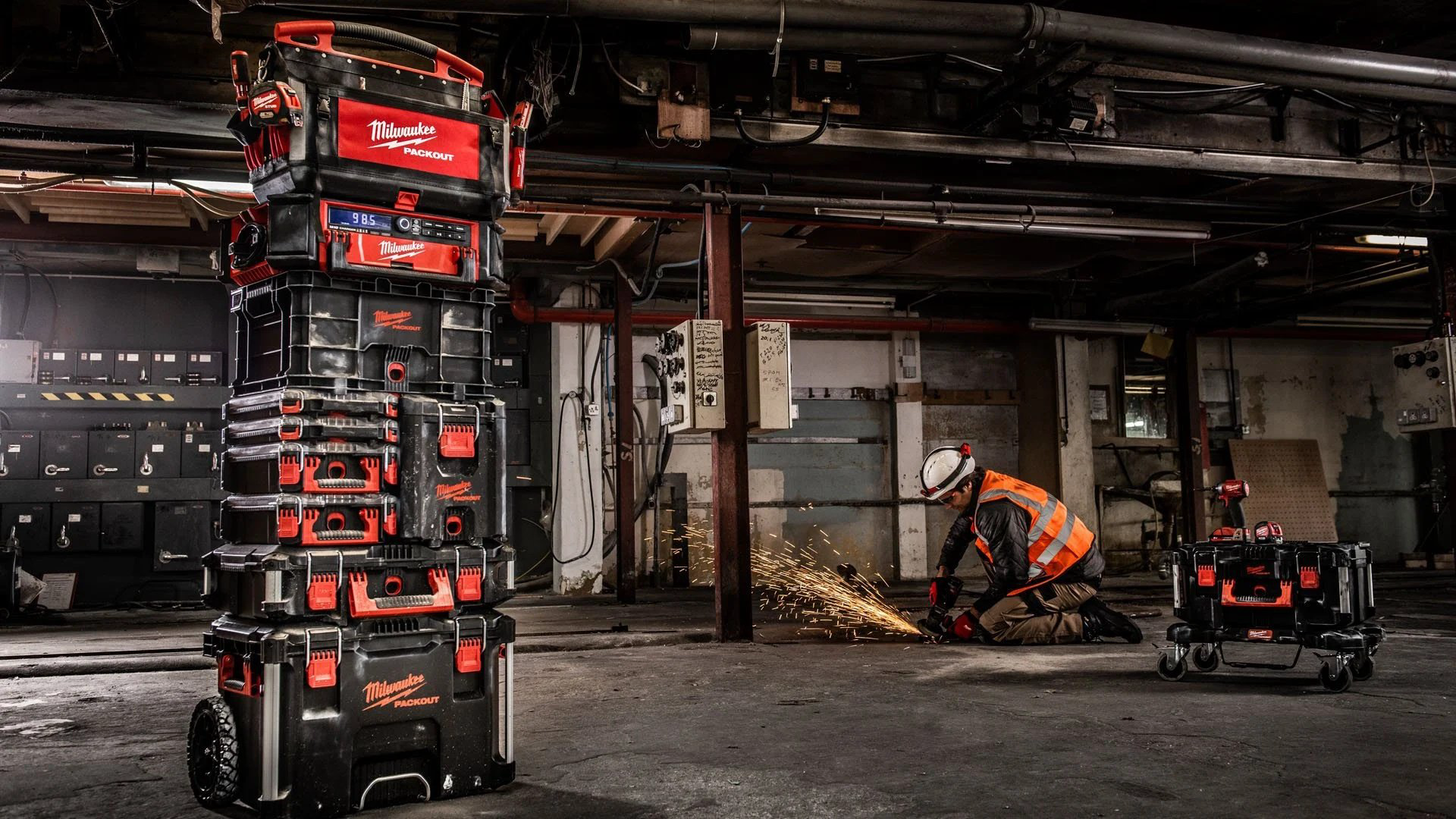 Milwaukee органайзер PACKOUT 4932464082 (50х38х12 см) купить,NaN