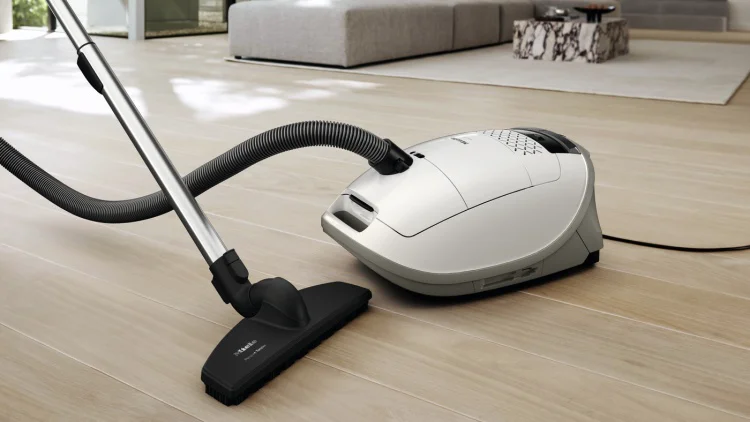 Пылесос Miele SVTF0 GuardM1 Parquet Flex 28.4х22.7х49.6см бриллиантовый белый