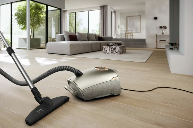 Пылесос Miele SUMF0 GuardL1 Comfort XL жемчужный серый