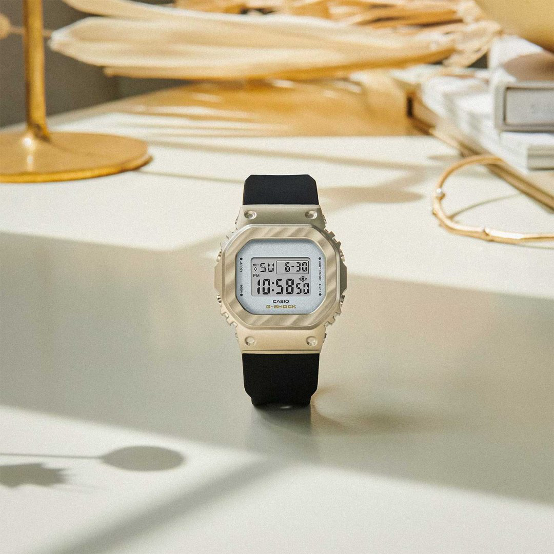Часы Кварцевые CASIO GM-S5600BC-1DR сталь, полимер купить,NaN