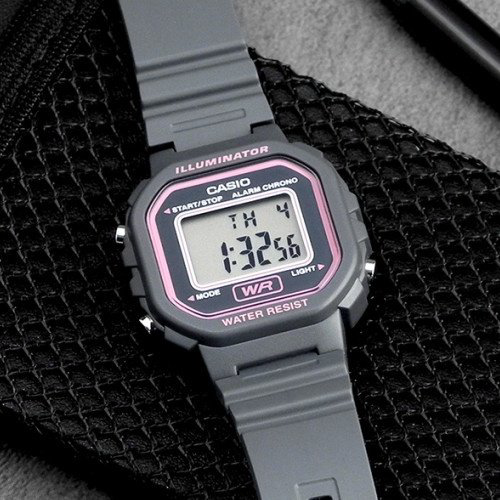 Часы Кварцевые CASIO LA-20WH-8ADF пластик, нержавеющая сталь купить,NaN
