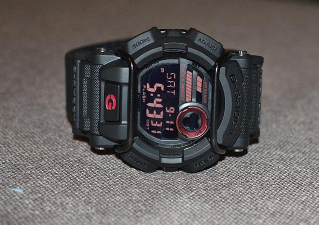 Часы Кварцевые CASIO G-Shock GD-400-1 пластик купить,NaN