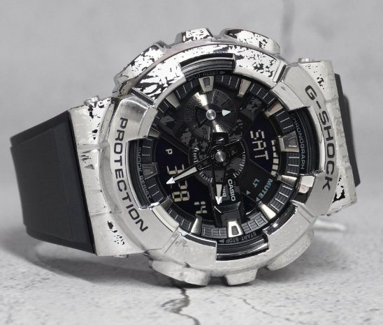 Часы Кварцевые CASIO GM-110GC-1ADR полимер, нержавеющая сталь