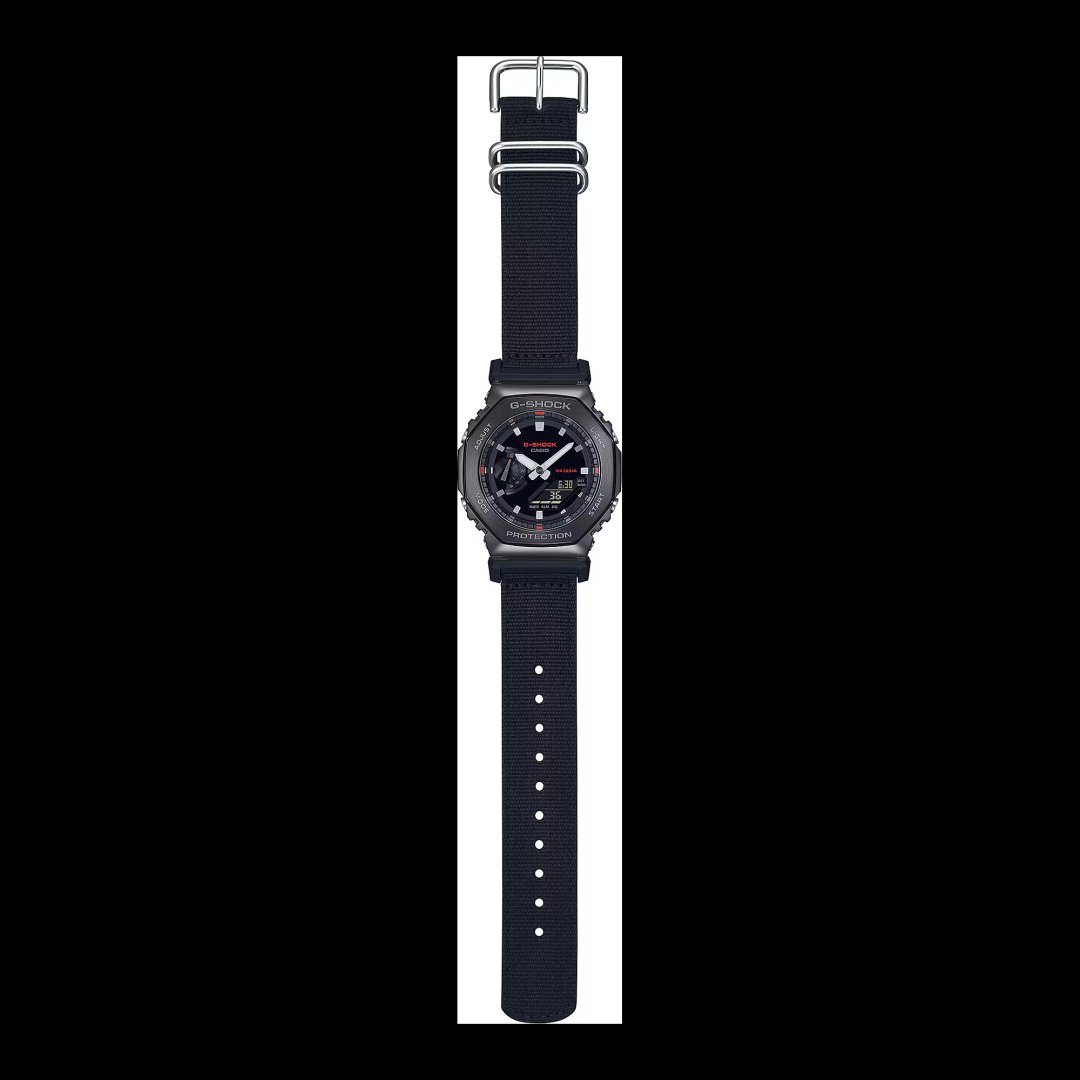 Часы Кварцевые CASIO GM-2100CB-1ADR пластик, нержавеющая сталь