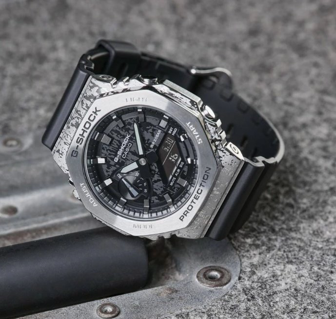 Часы Кварцевые CASIO GM-2100GC-1ADR полимер, нержавеющая сталь