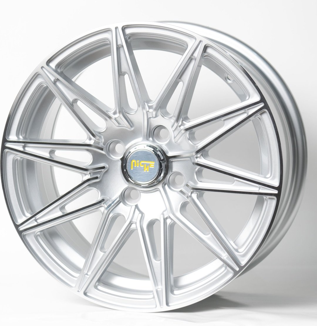 Kipardo R125 7x15/4x100 D73.1 ET38 серебристый