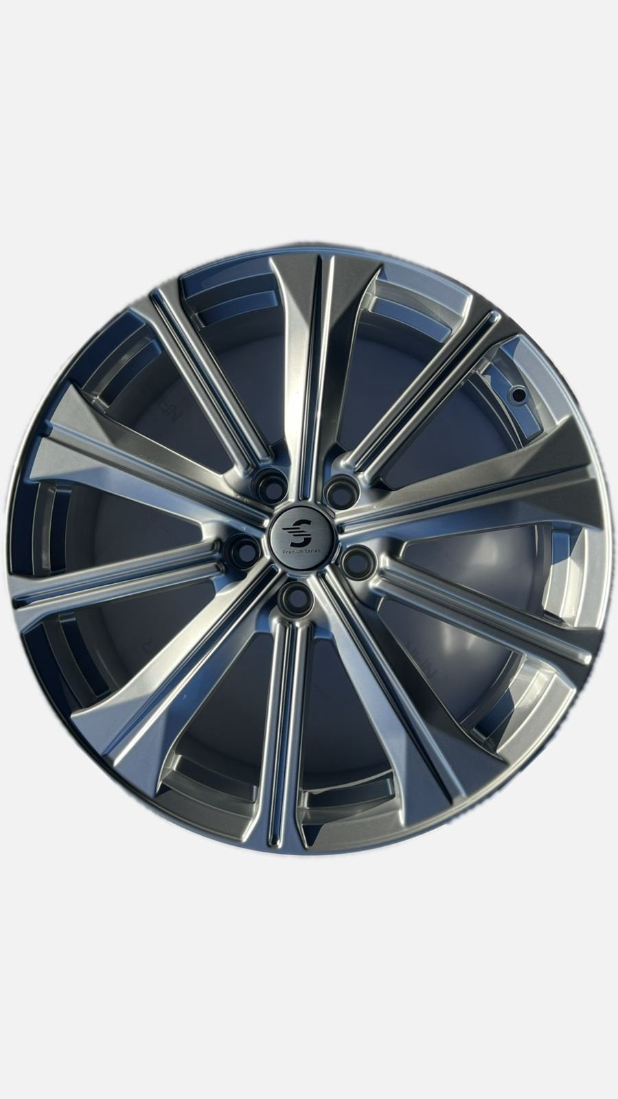SKAD KP013 7x19/5x108 D60.1 ET33 серебристый