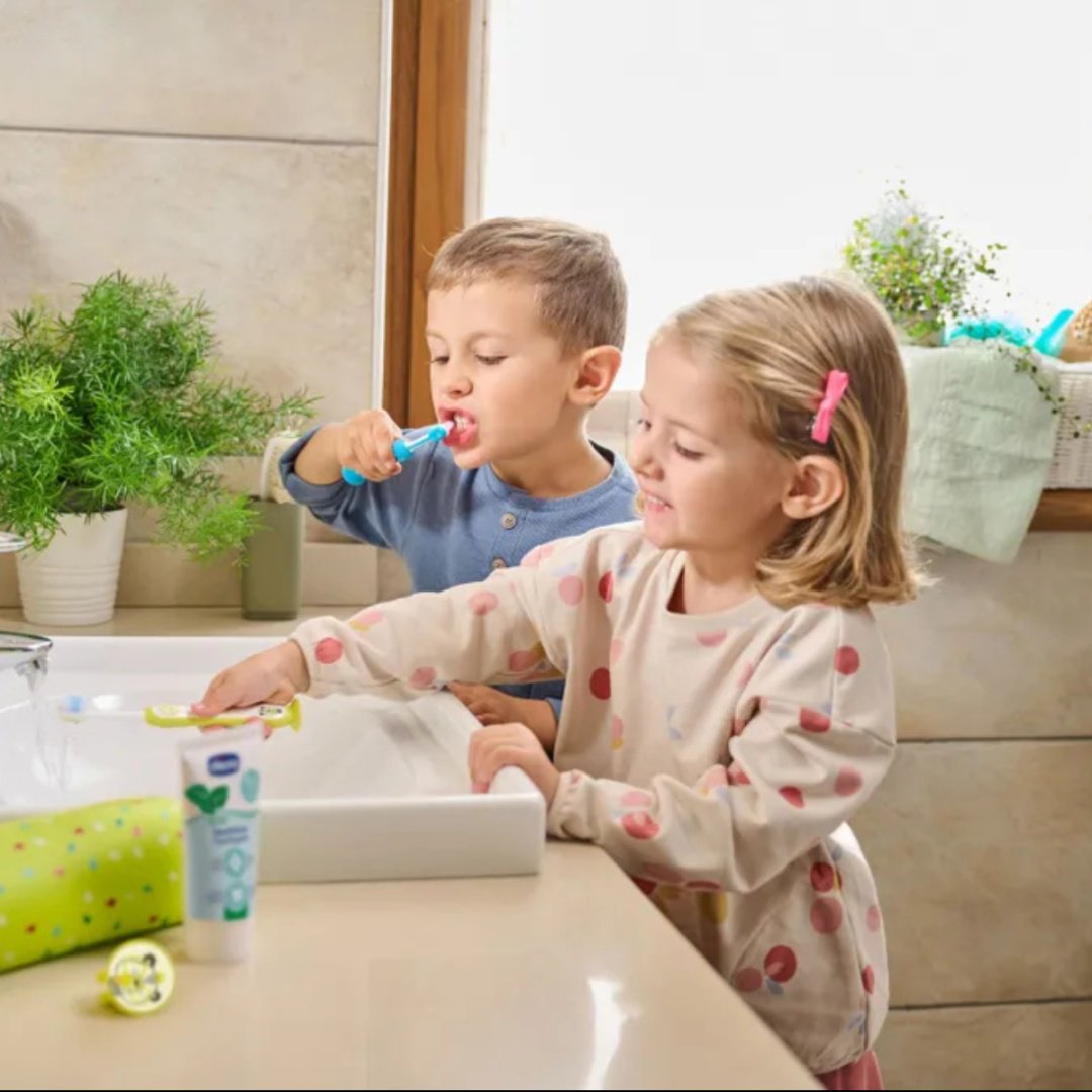 Chicco зубная паста со вкусом яблоко-банан 50 мл - ForteMarket Chicco зубная паста со вкусом яблоко-банан 50 мл купить,0