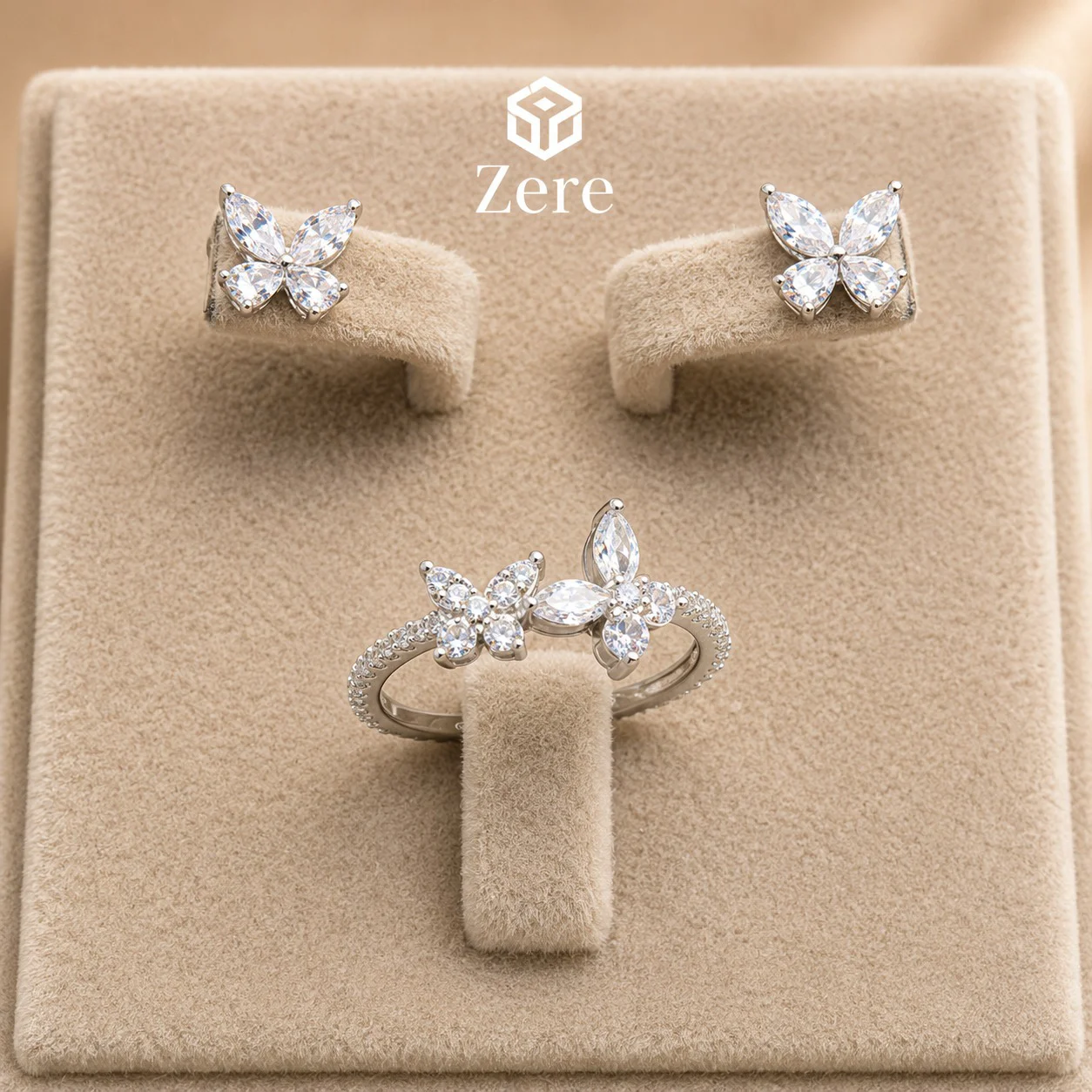 Комплект украшений Zere Butterfly Lux ZR220505 серебро 18р 3.88гр купить,25980