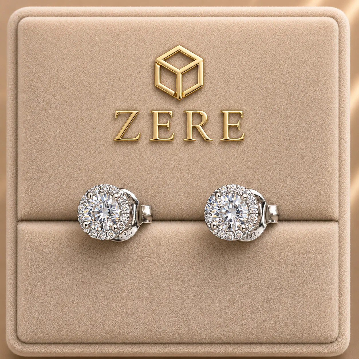 Серьги-гвоздики Zere ZR220508 Crystal Halo Shine серебро 1.41гр купить,27200