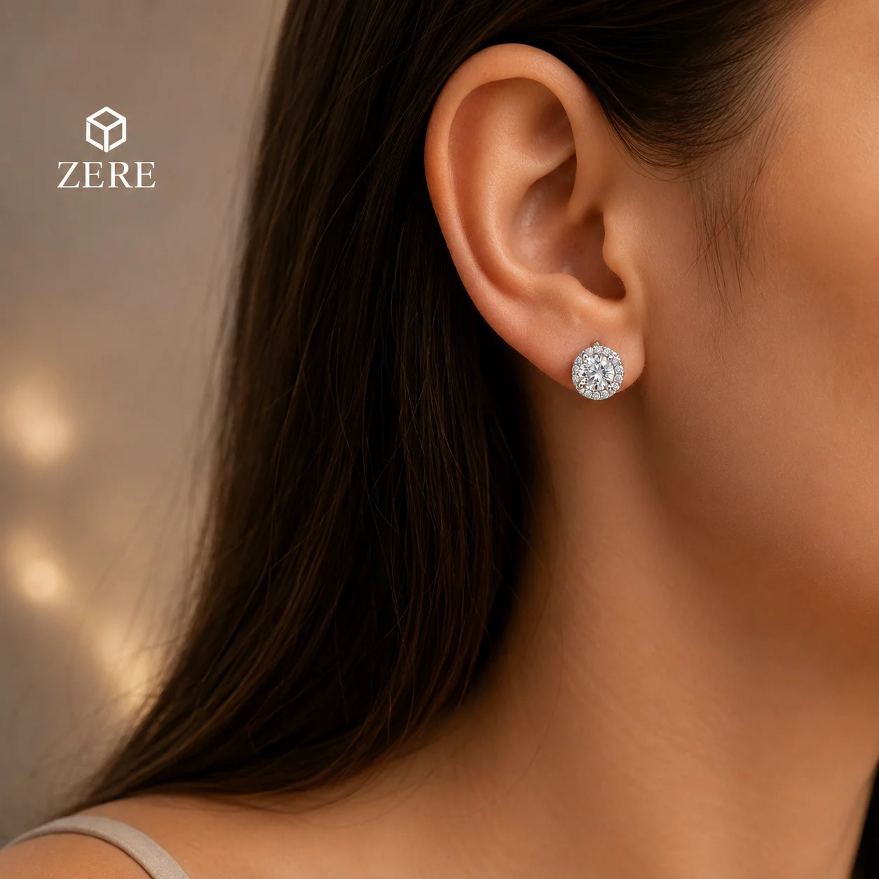 Серьги-гвоздики Zere ZR220508 Crystal Halo Shine серебро 1.41гр купить,27200