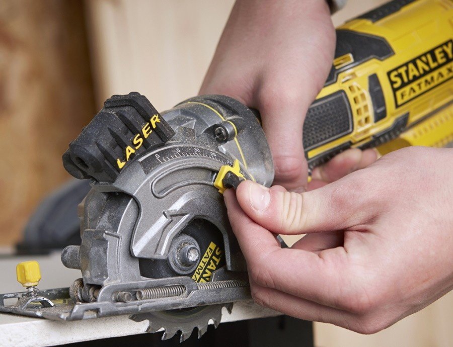 Дисковая пила STANLEY FME380K-QS, электрическая - ForteMarket Дисковая пила STANLEY FME380K-QS, электрическая купить,0