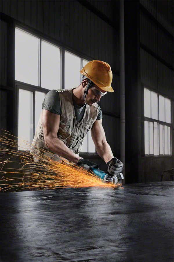 Шлифмашина угловая Bosch GWS 9-125 S 0601396102 - ForteMarket Шлифмашина угловая Bosch GWS 9-125 S 0601396102 купить,0
