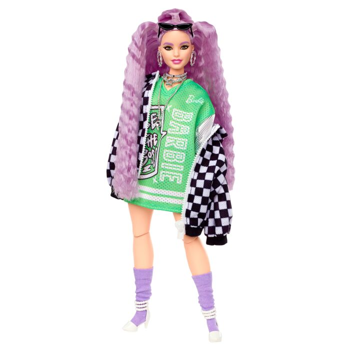 Кукла Barbie Extra в рейсерской толстовке HHN10 купить,NaN
