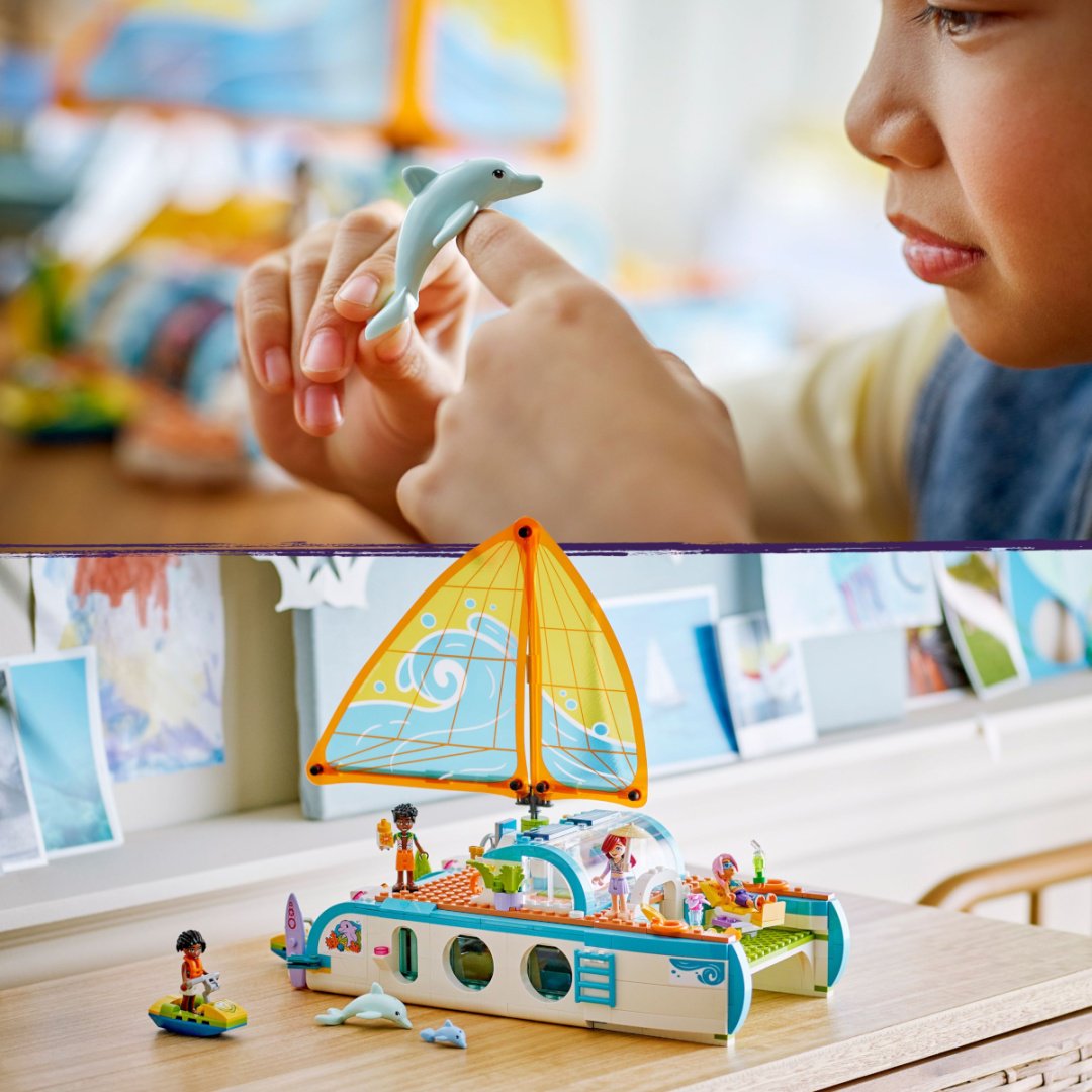 Конструктор LEGO Путешествие и приключения на яхте Friends, деталей 685 шт