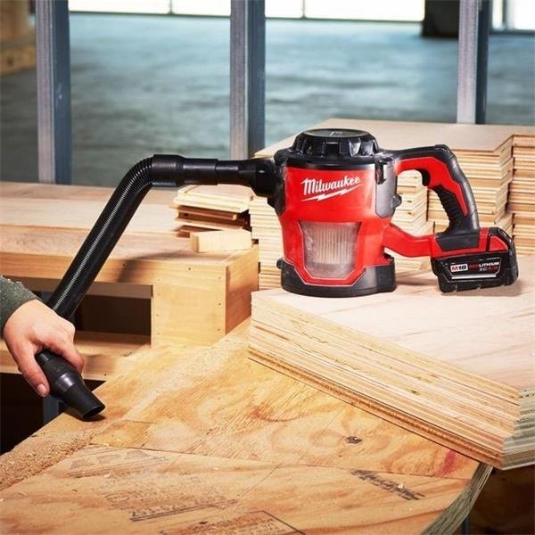 Садовый пылесос Milwaukee M18 CV-0 4933459204