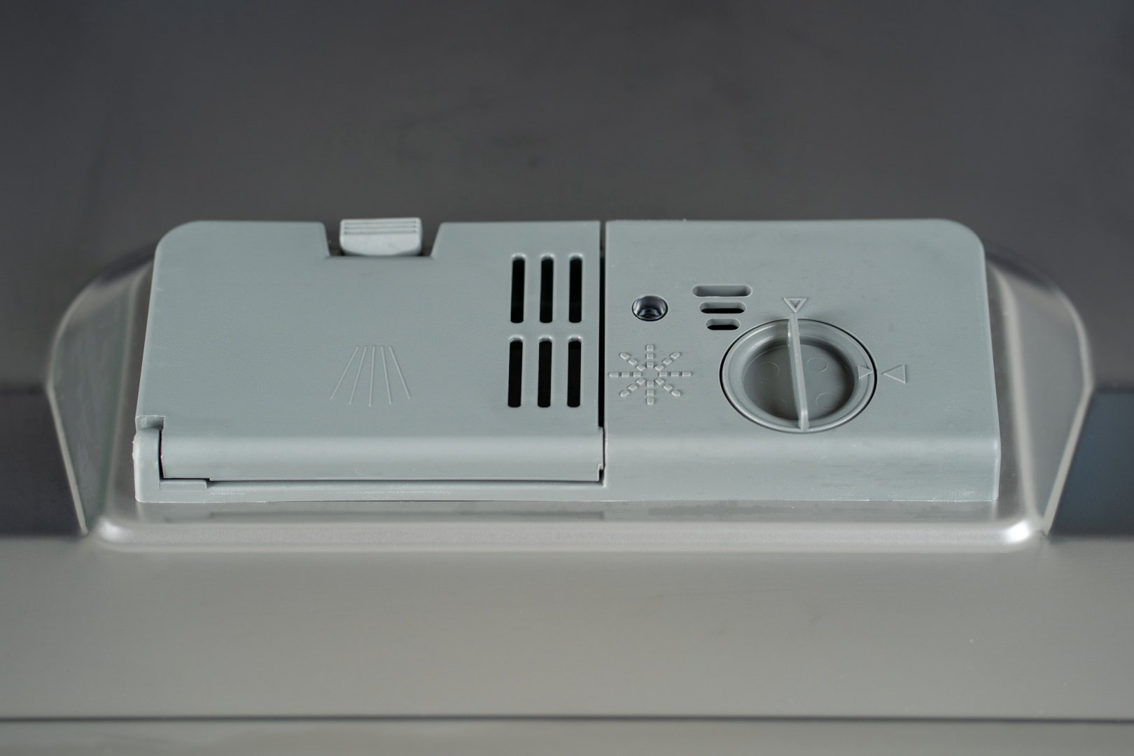 Посудомоечная машина Midea MDWT-827LWS-C Grey - ForteMarket Посудомоечная машина Midea MDWT-827LWS-C Grey купить,139990