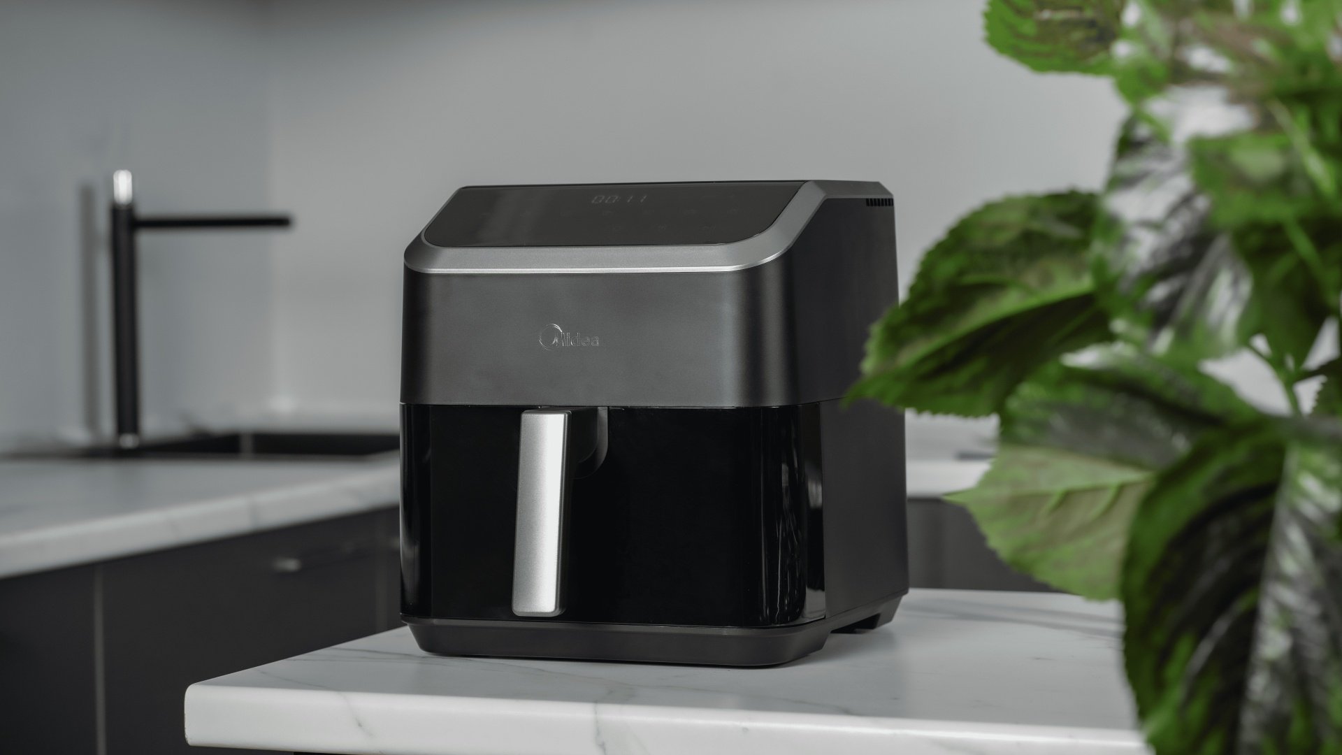 Аэрогриль Midea MF-CY55K2 купить,function inputValueFn(){if((0,signal2.mK)(node),node.value===REQUIRED_UNSET_VALUE)throw new root_effect_scheduler.buA(-950,null);return node.value}