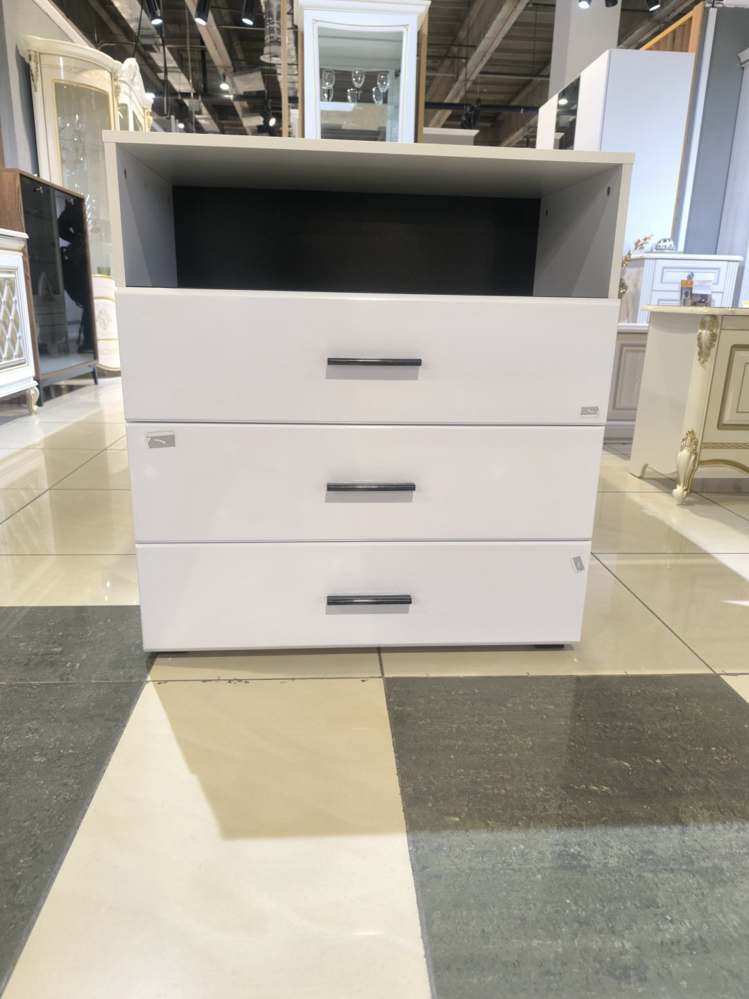 НК Мебель GLOSS комод КМ-3 72374524/Белый/Белый глянец, 80x45x86 см, белый купить,NaN