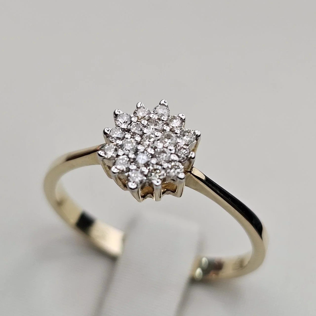Кольцо Deimantas  111157226 18,5р 2,35гр 0,23ct. купить,NaN