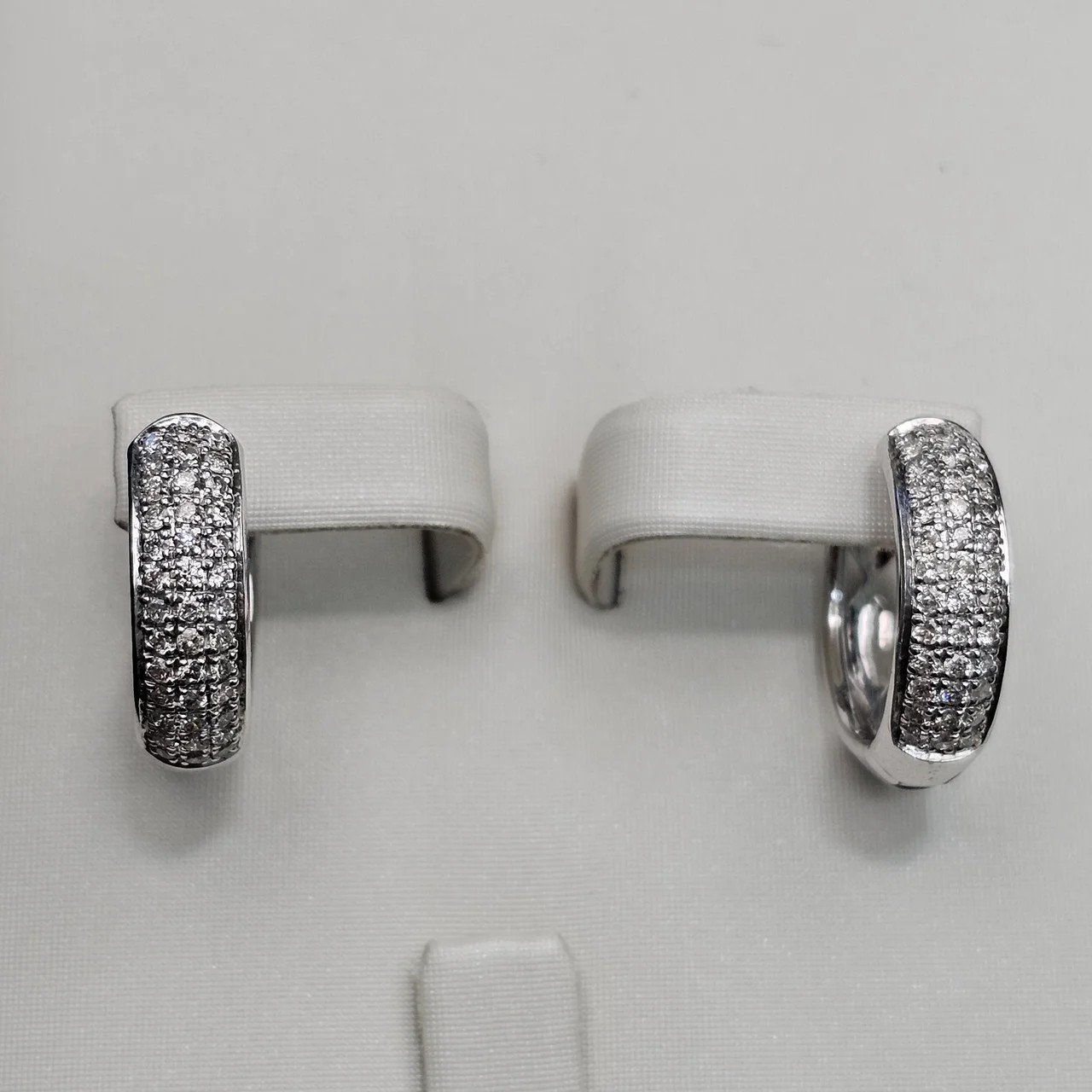 Серьги Deimantas 111152623 4,8гр 0,56ct. купить,NaN