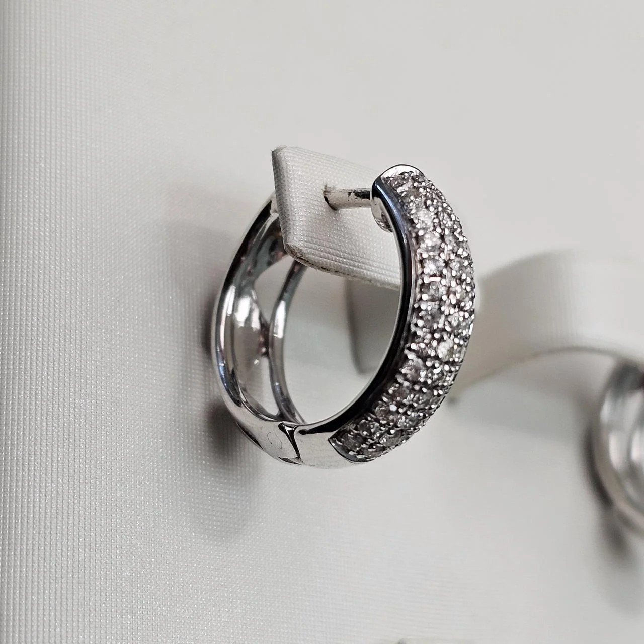 Серьги Deimantas 111152623 4,8гр 0,56ct. купить,NaN