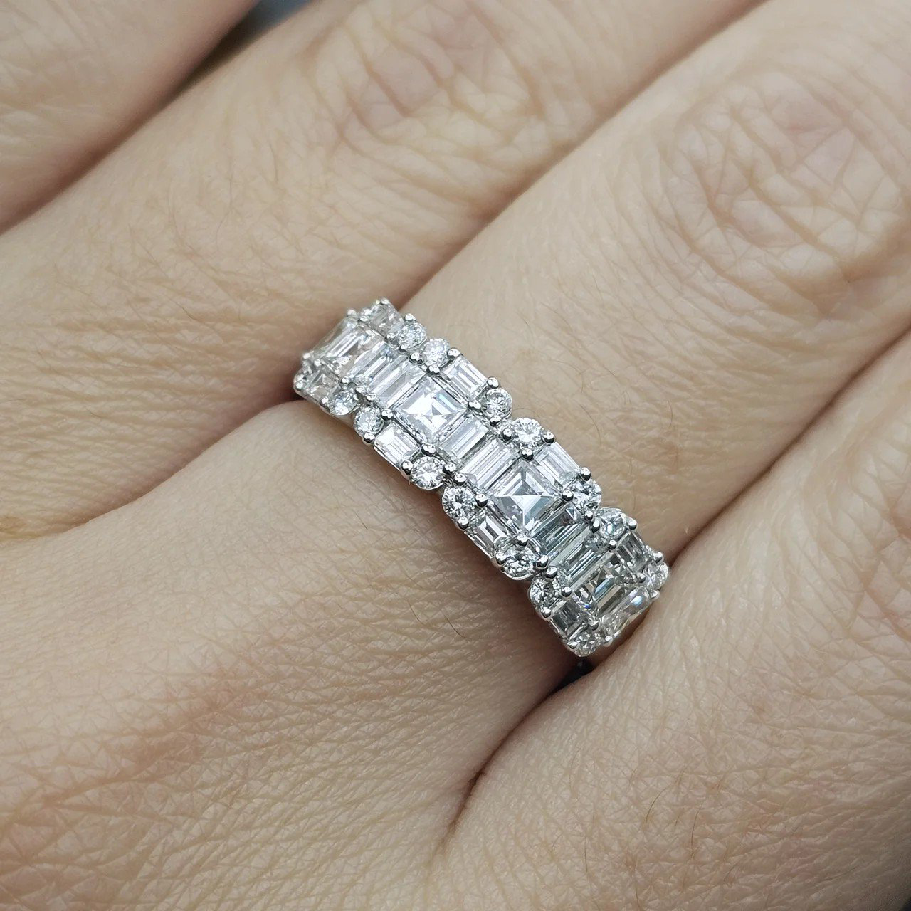 Кольцо Deimantas  111244933 18,5р 4,68гр 1,44ct. купить,NaN