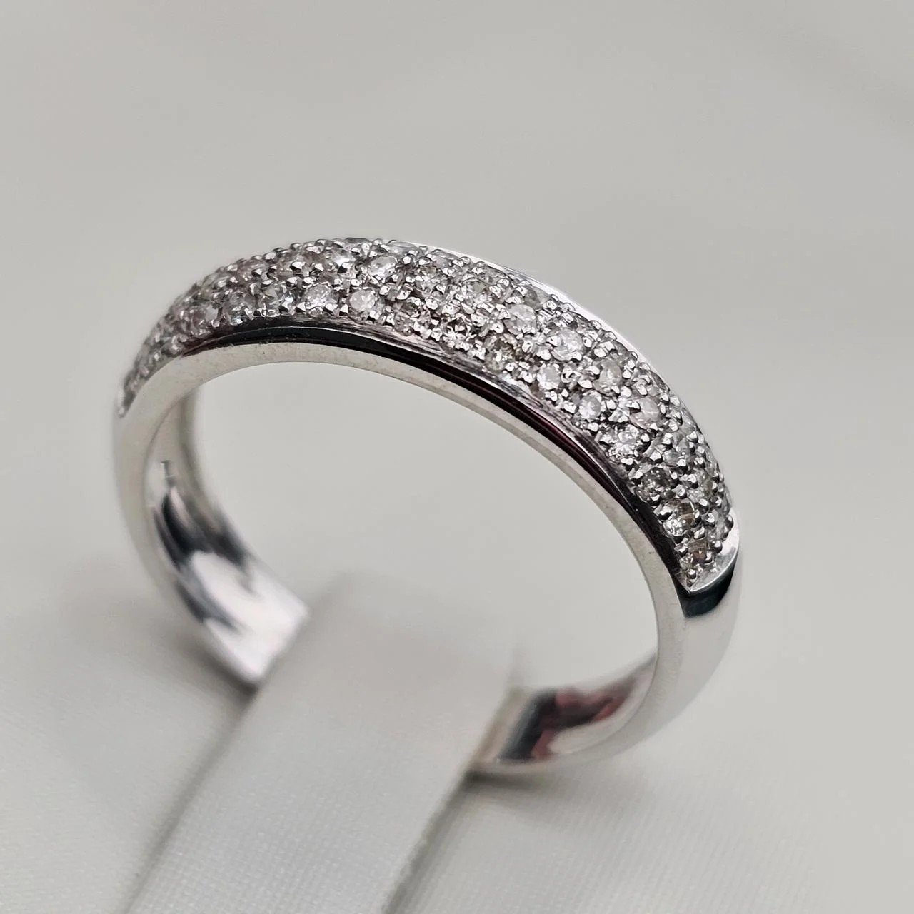 Кольцо Deimantas  111157240 17р 2,47гр 0,38ct. купить,NaN