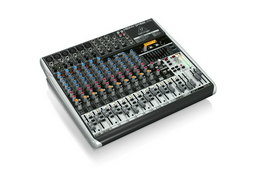Микшерный пульт Behringer Xenyx QX1832USB черный