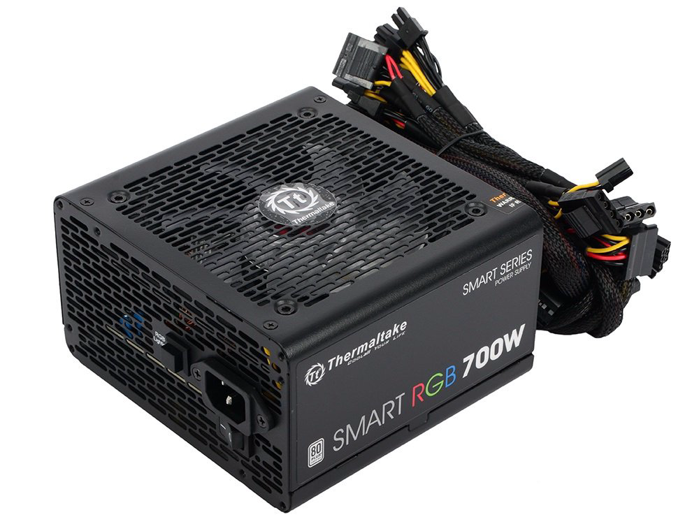 Блок питания Thermaltake Smart RGB 700W черный купить,NaN