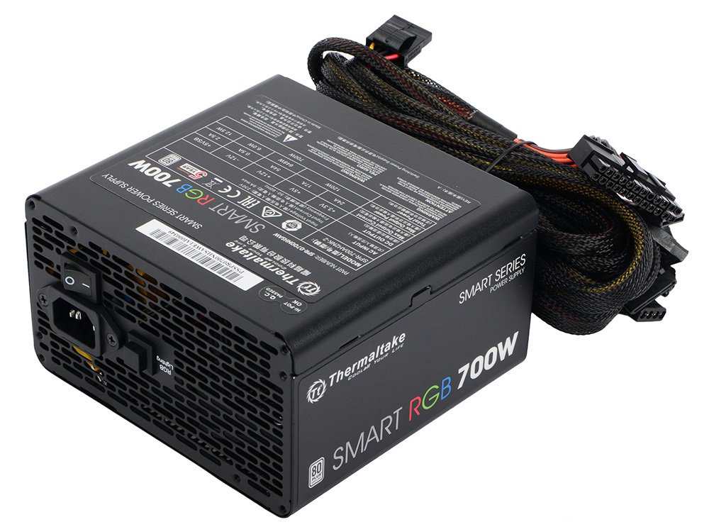 Блок питания Thermaltake Smart RGB 700W черный купить,NaN