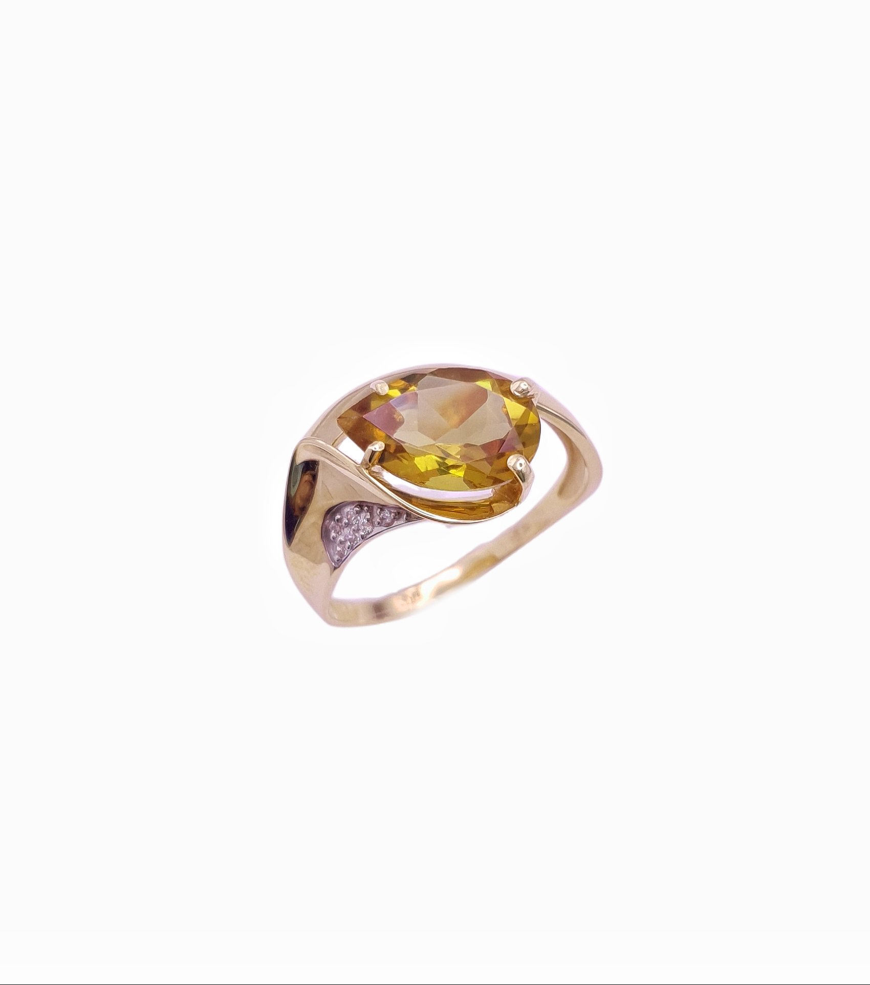 Кольцо Александра кл3861-48 18,5р 3,96гр. купить,NaN