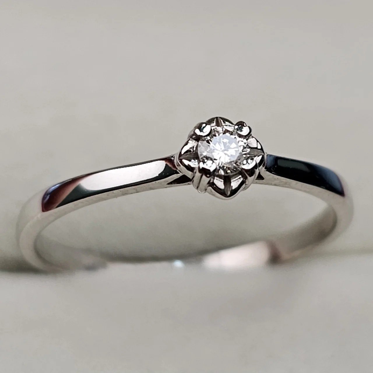 Кольцо Deimantas 110380824 17,5р 1,49гр 0,08ct. купить,NaN