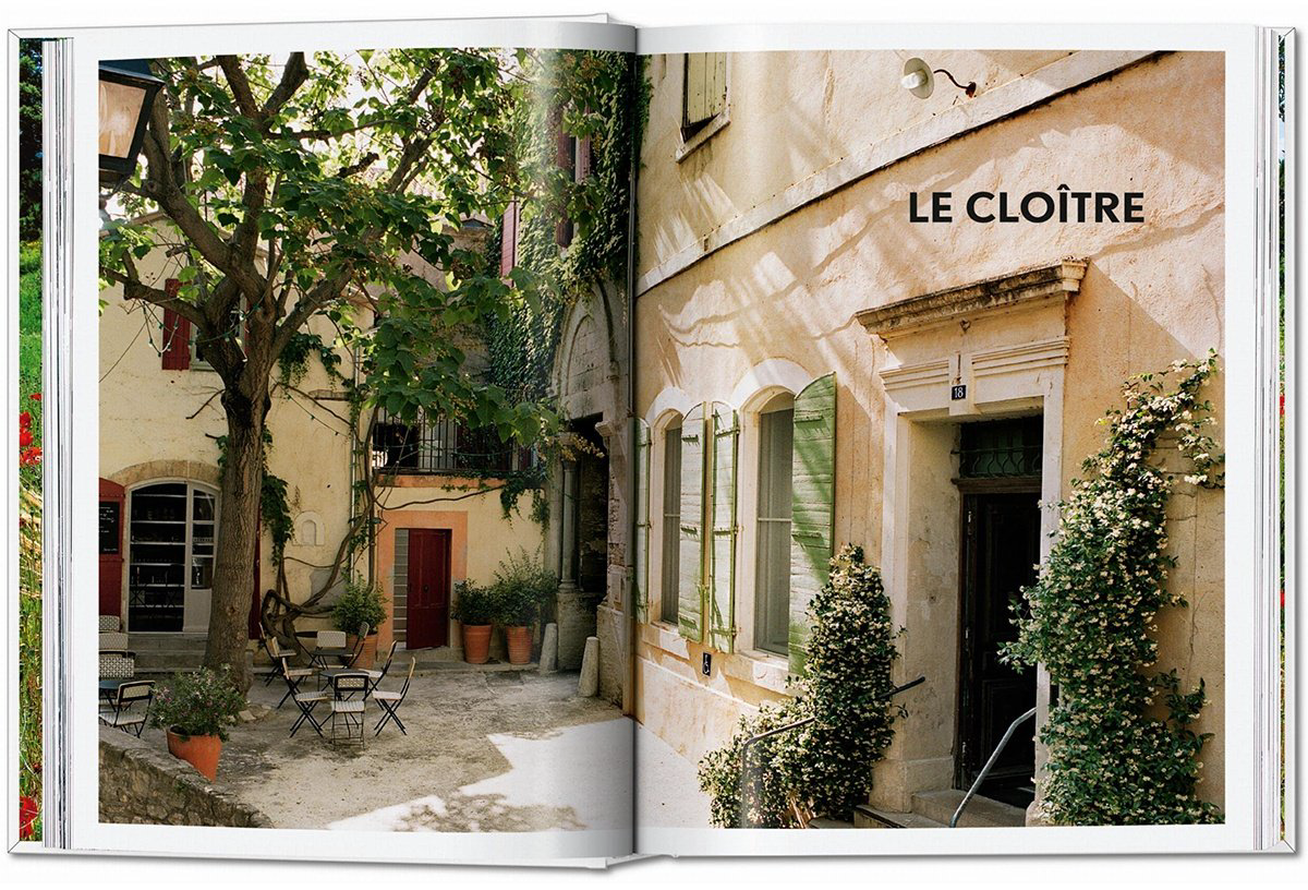 Книга Без автора: Living in Provence.&nbsp;40th Ed. купить,NaN