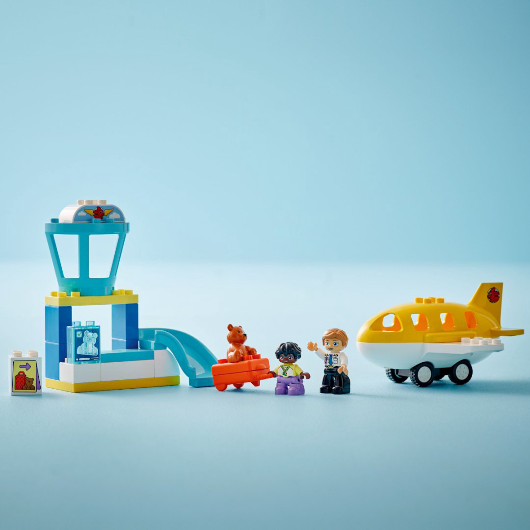 Конструктор LEGO Первый визит в аэропорт DUPLO, деталей 23 шт купить,NaN