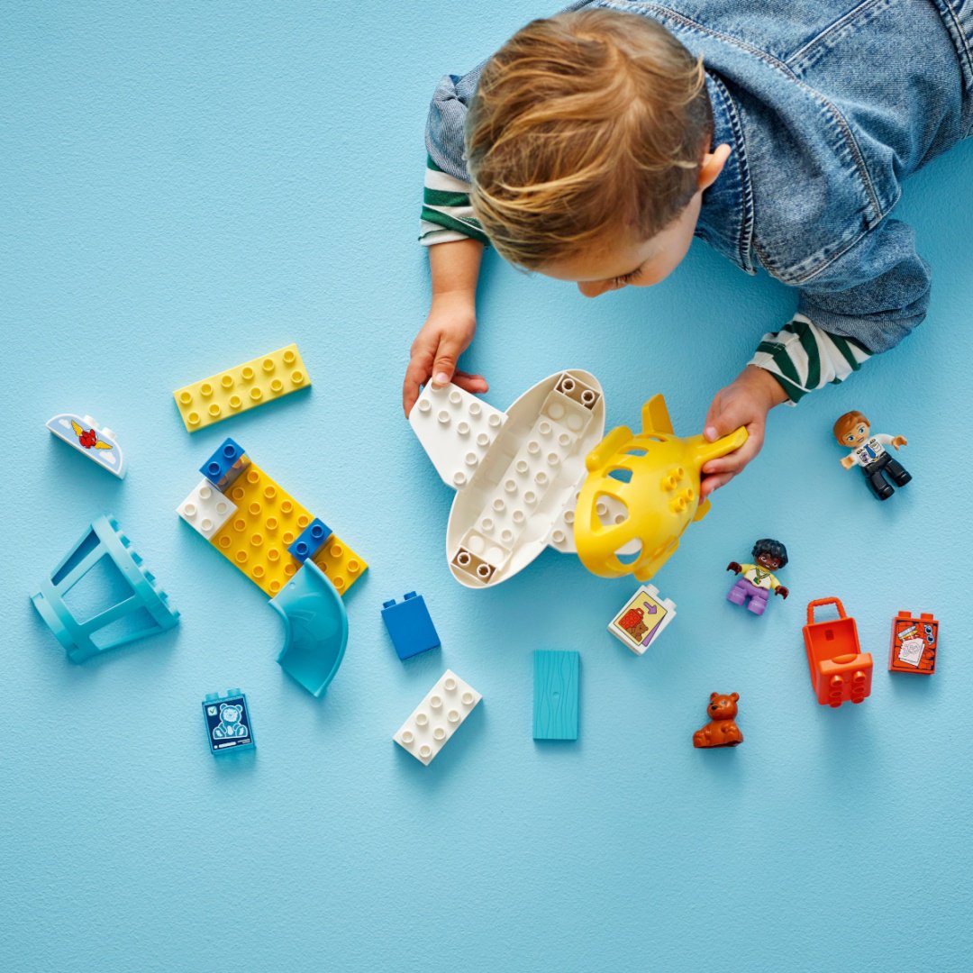 Конструктор LEGO Первый визит в аэропорт DUPLO, деталей 23 шт купить,NaN