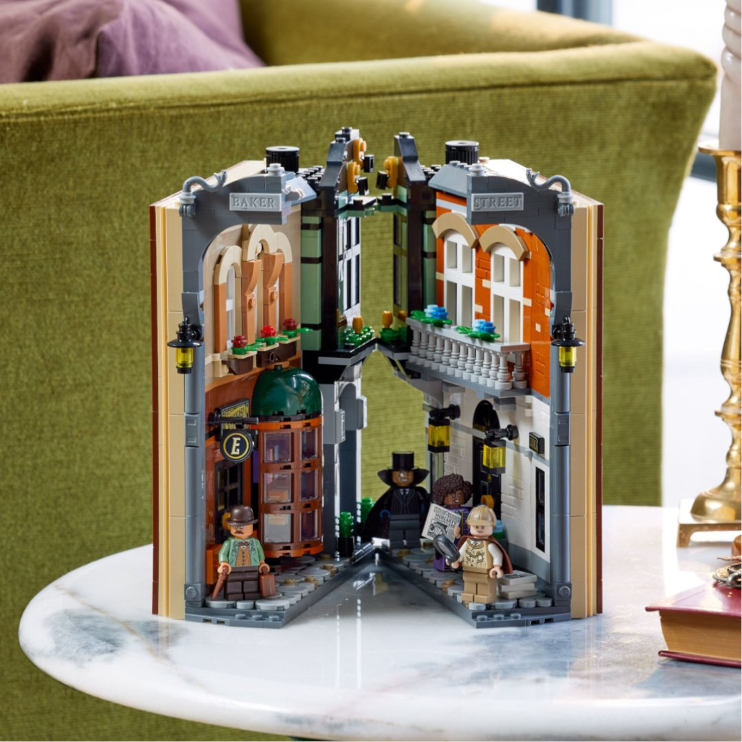 Конструктор LEGO Icons, деталей 1359 шт купить,NaN