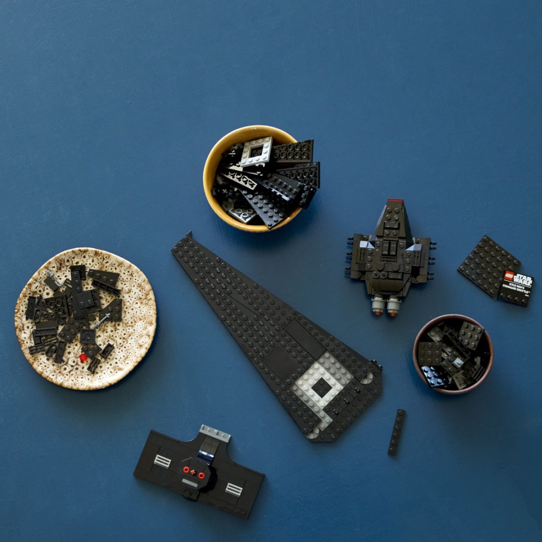 Конструктор LEGO Командный шаттл Кайло Рена , деталей 386 шт купить,0