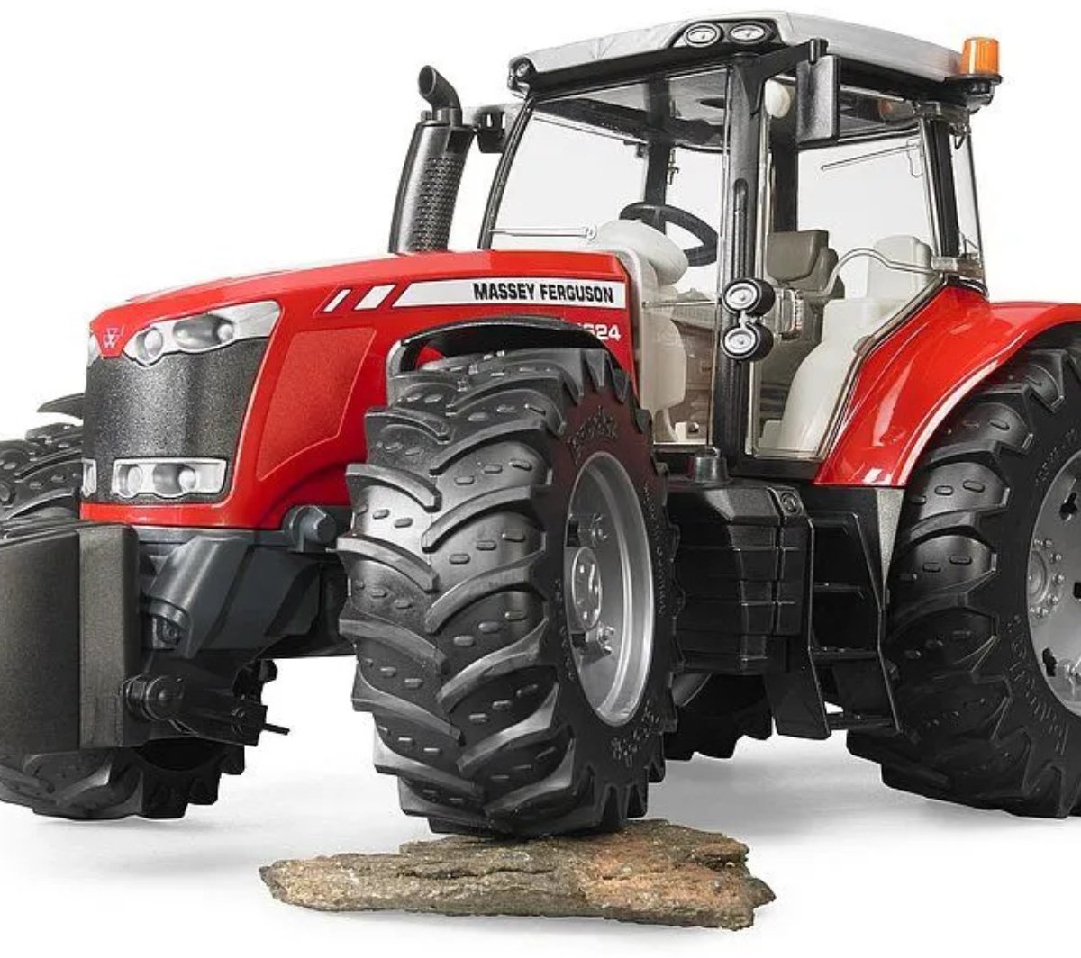 Трактор Bruder Massey Ferguson 7600 красный